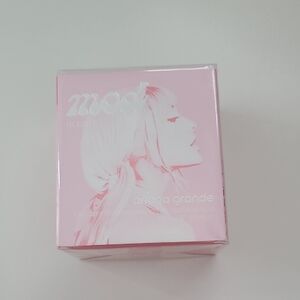 Ariana Grande Mod Blush Perfume in Pink Box